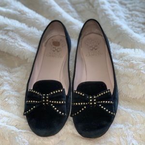 Vince Camuto Suede/Ribbed Ribbon+Gld Embellishment